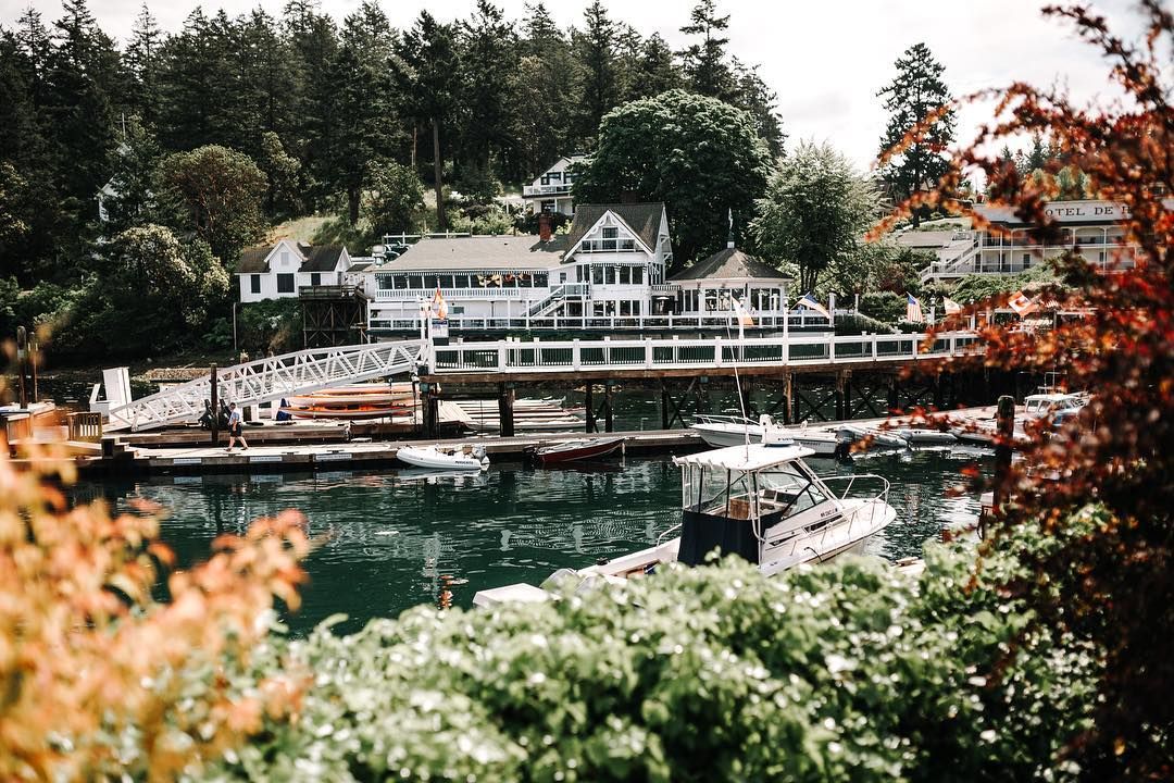 Head to the Hills—or, Rather, the San Juan Islands—for an Unforgettable Last Summer Group Getaway