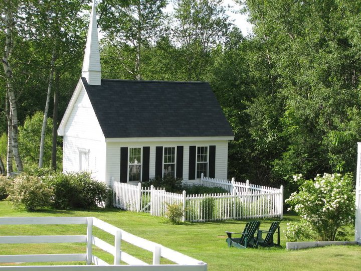 King's Hill Inn & Barn