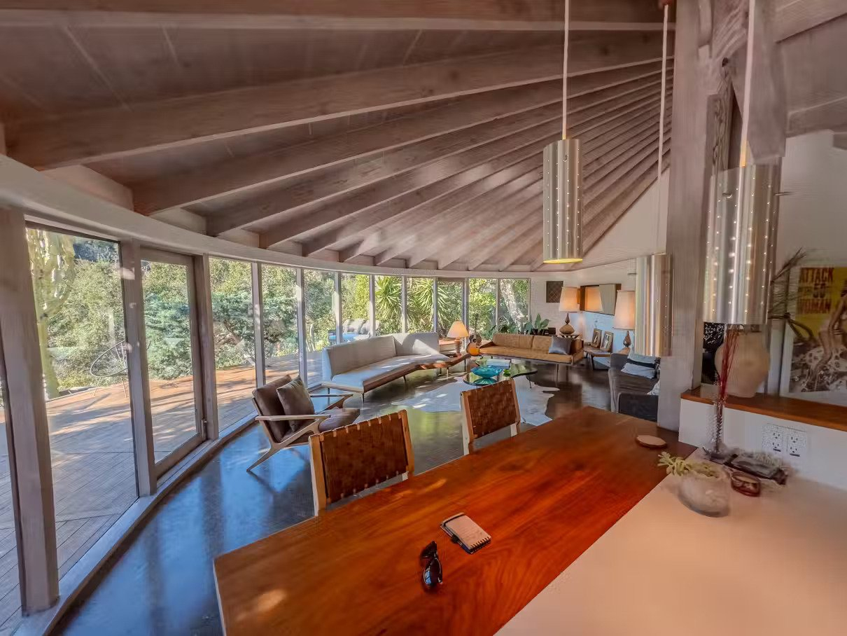 Midcentury Haven for Creatives