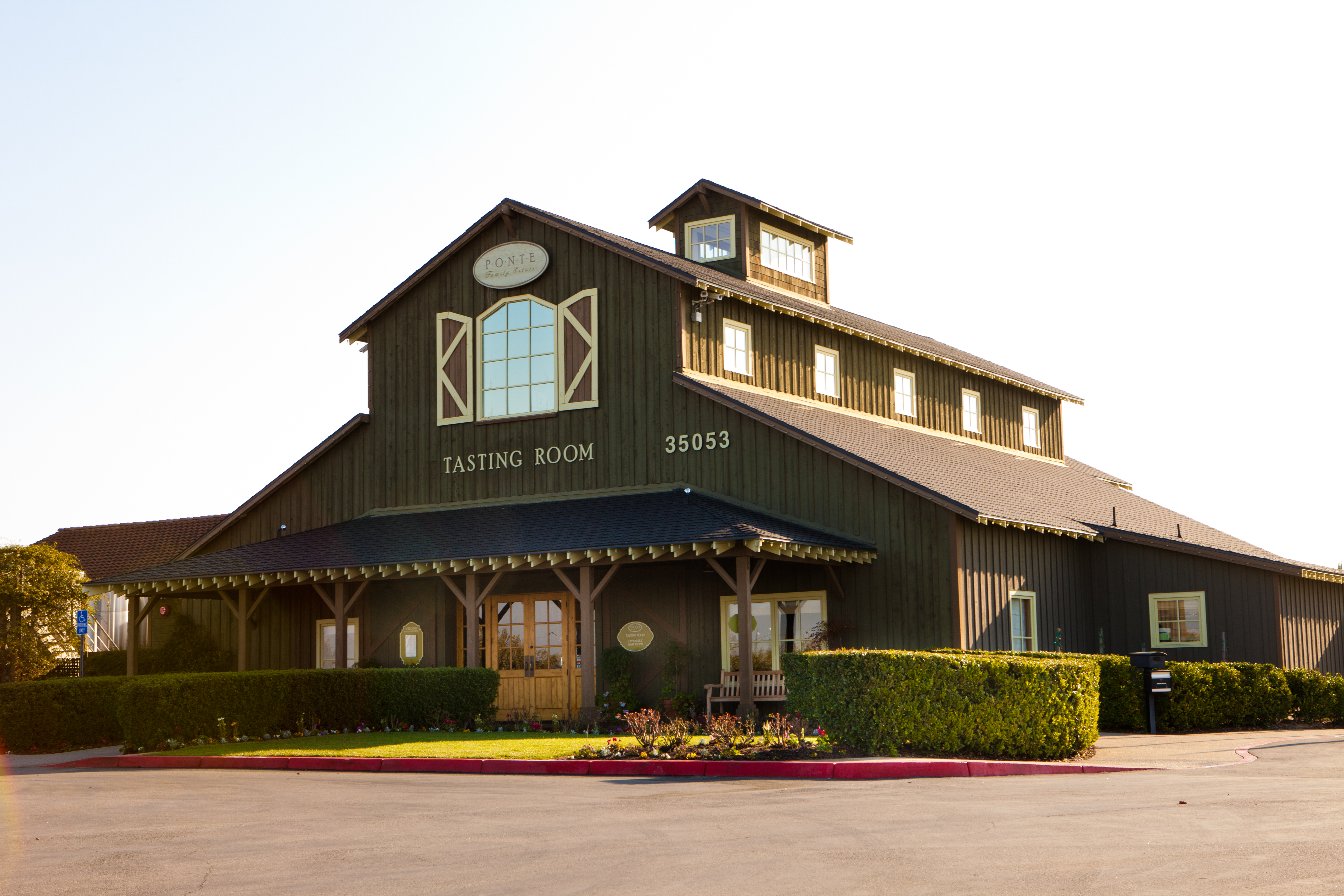 Ponte Winery & Vineyard Inn