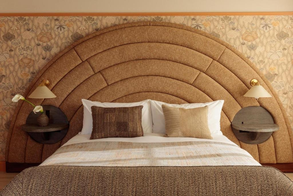 Santa Monica Proper Hotel