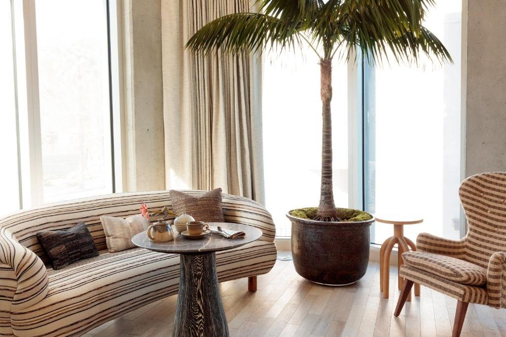 Santa Monica Proper Hotel