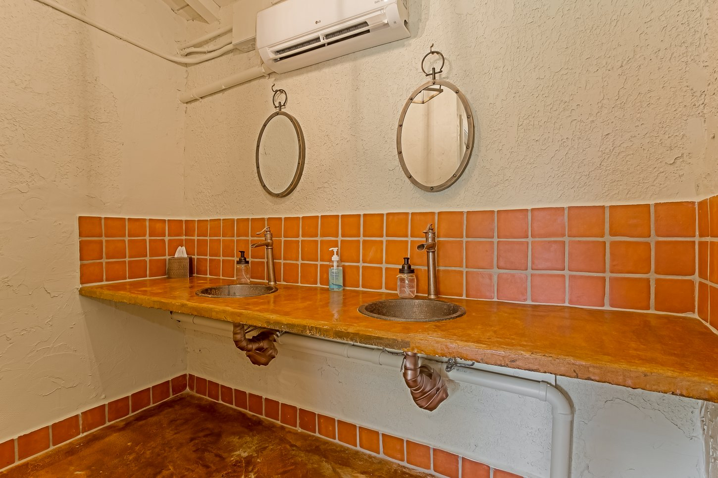 Rest Yourself River Ranch