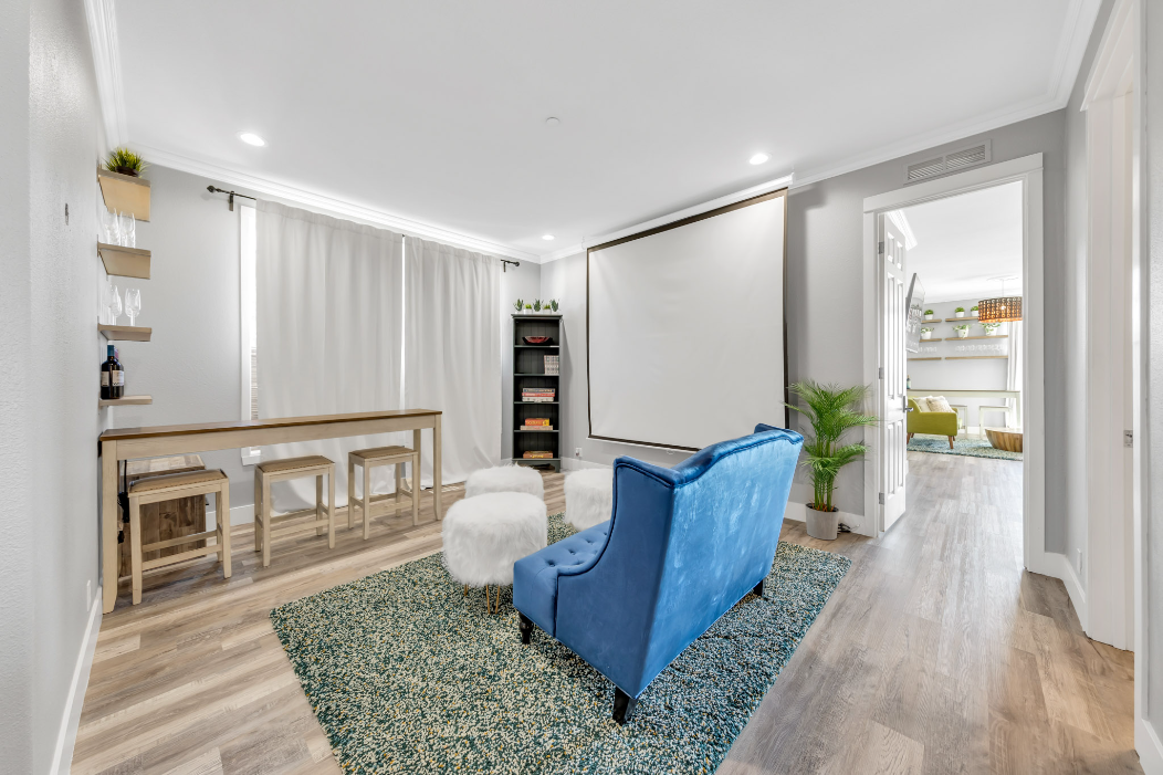 Luxe & Comfy Vineyard Estate ~ Breathtaking Views!