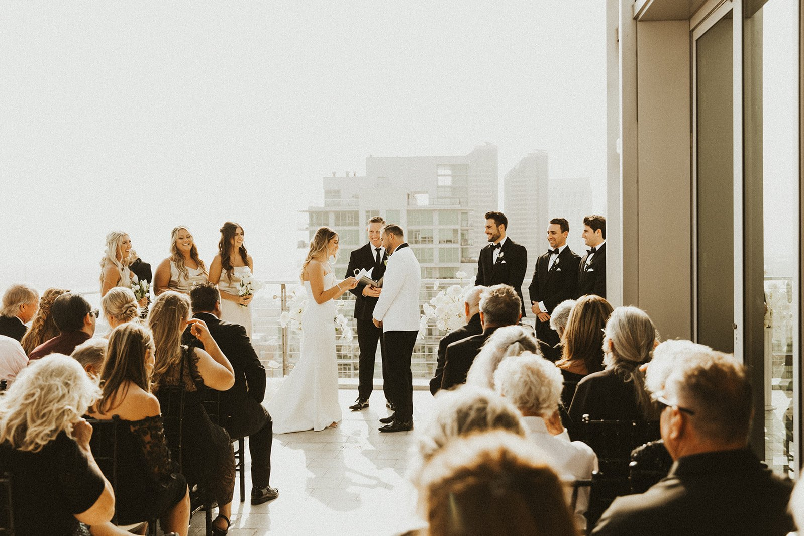 The Ultimate Skybox At Diamond View Tower