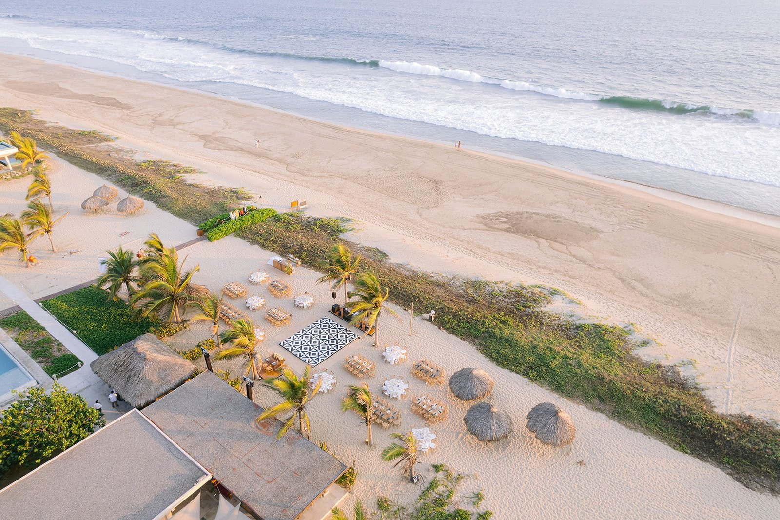 Marea Beachfront Villas