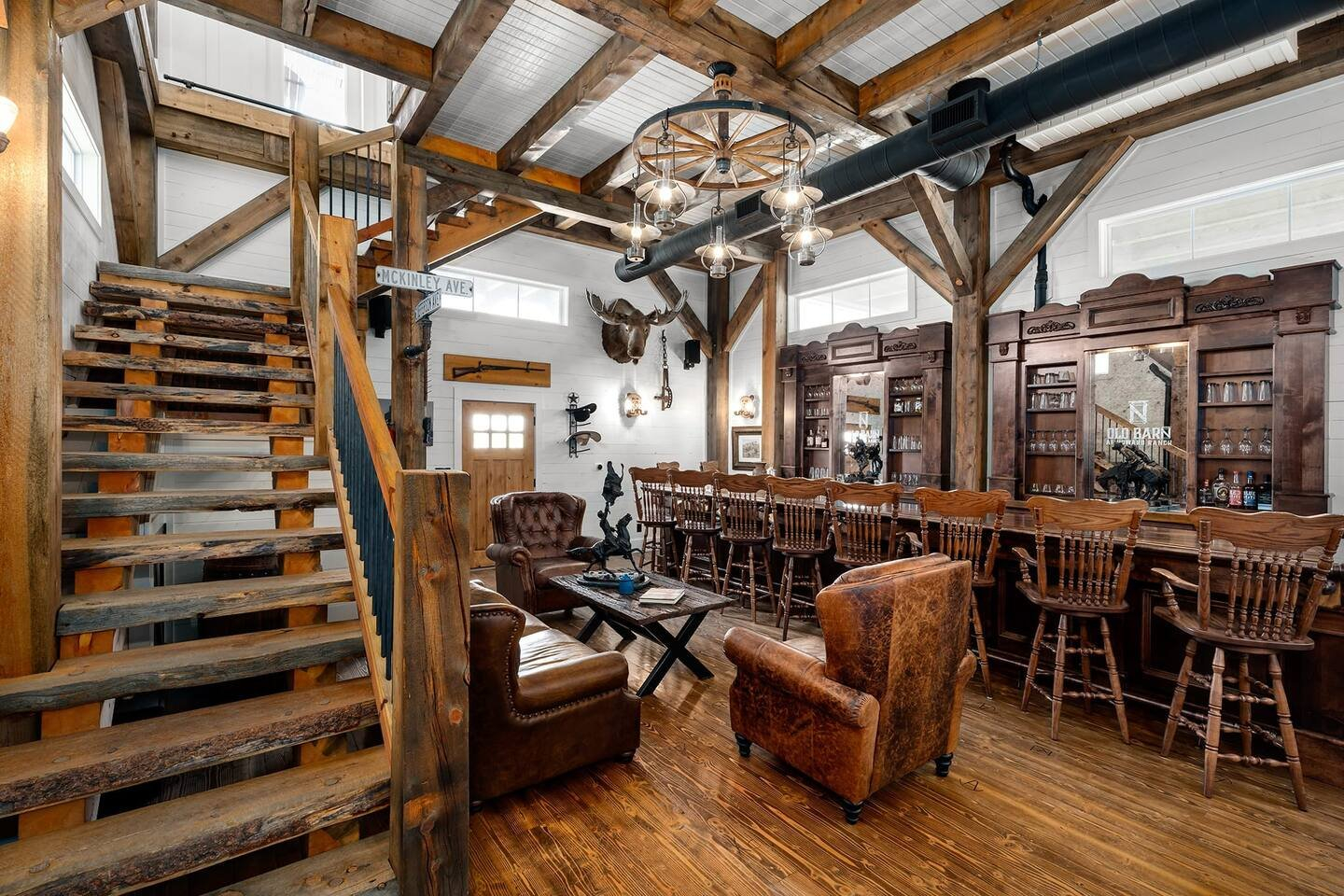 Old Bar N - Event & Lodging