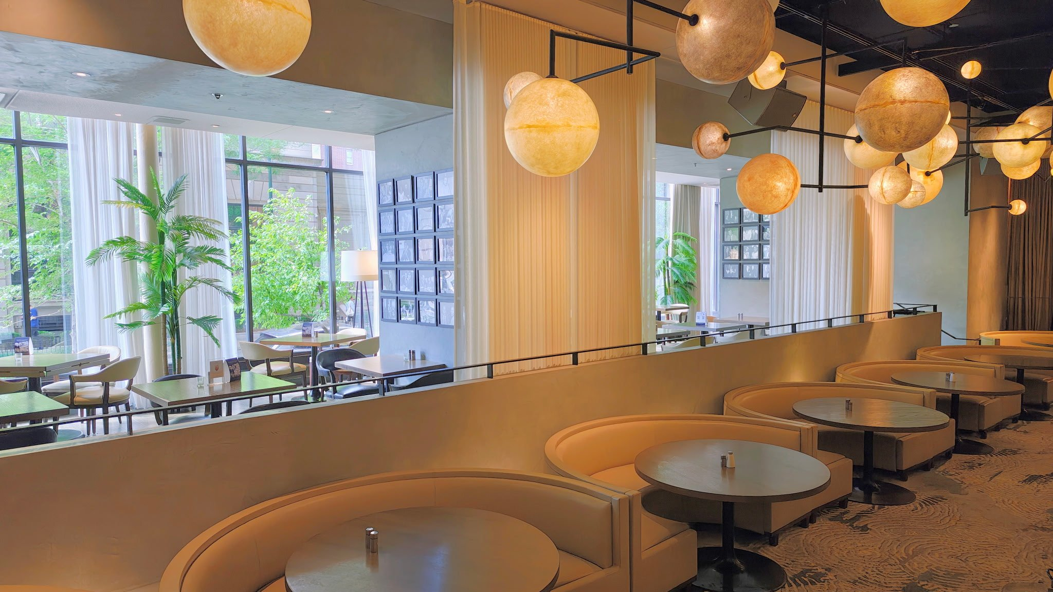 Ambassador Gold Coast, a Member of The Chicago Hotel Collection