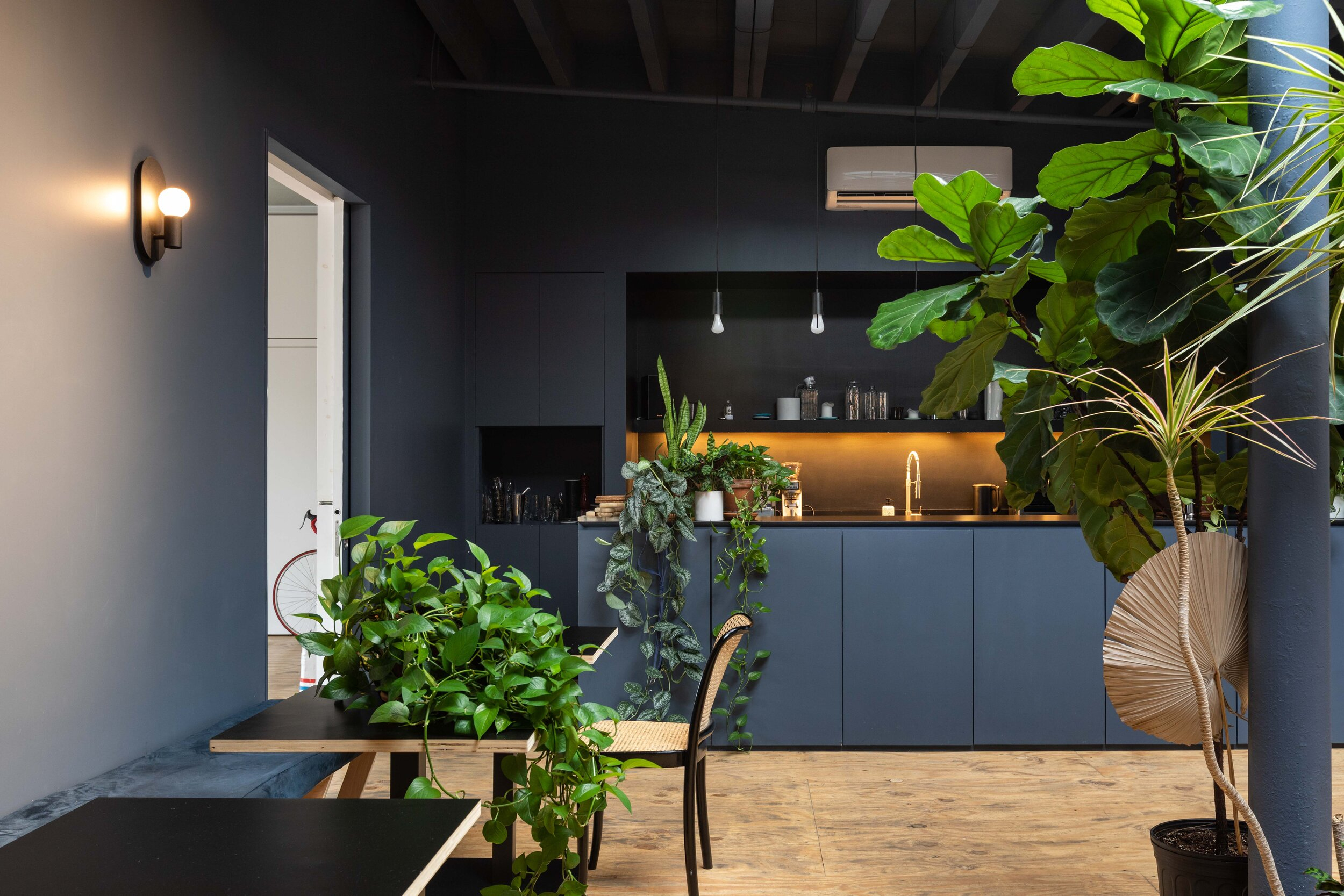 Multi-Studio Loft in Chinatown