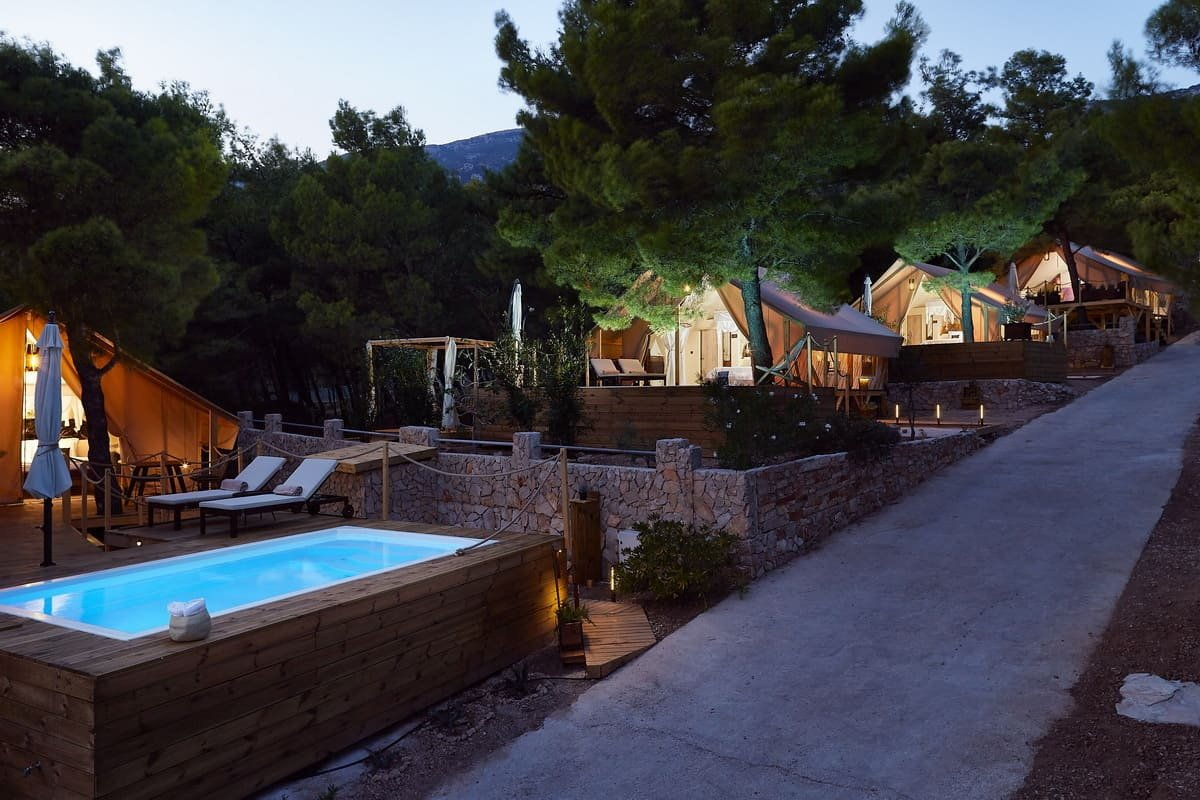 Abeille Maison Glamping Resort Zlatni Rat