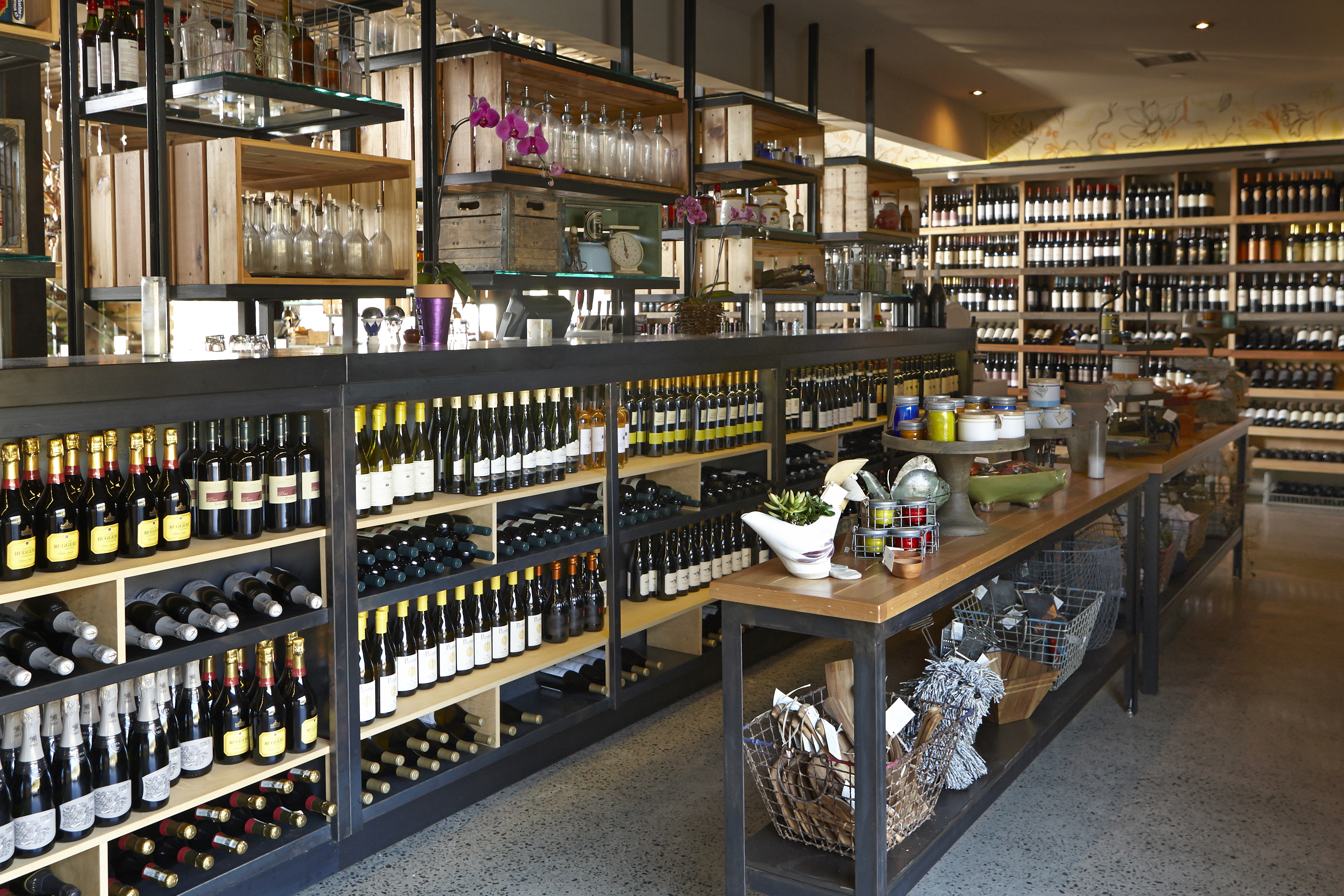 Wine-Shop_HIGH-RES CUCINA enoteca Del Mar