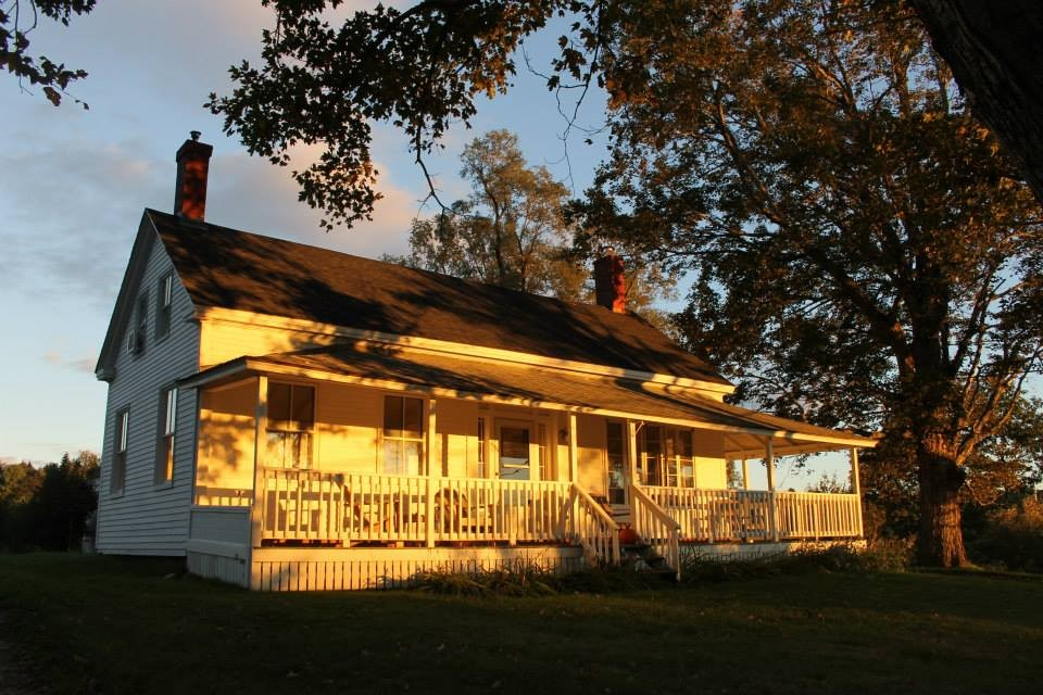 front1 The Casco Farmhouse