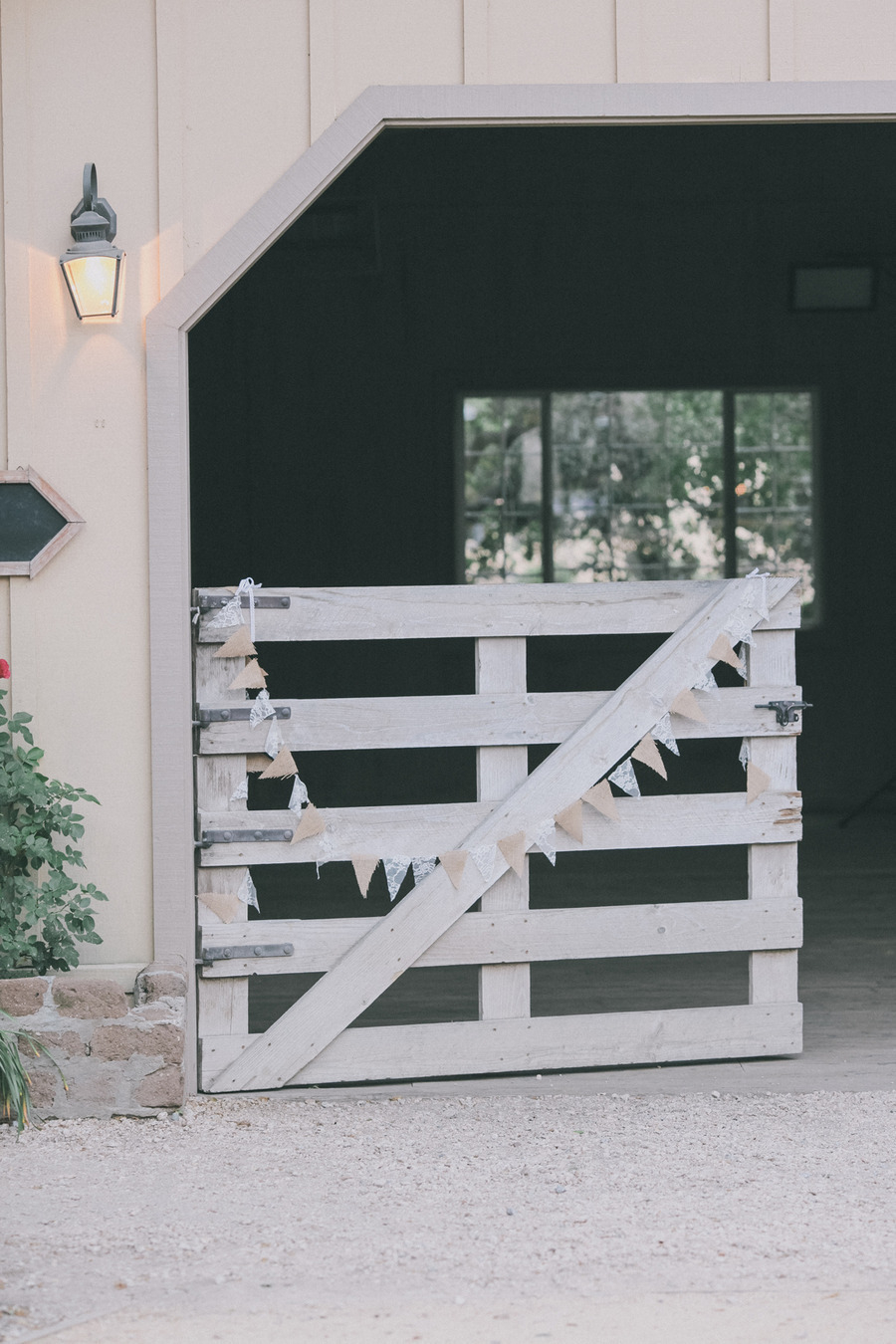 Barn-Wedding-California Holman Ranch Vineyards & Winery