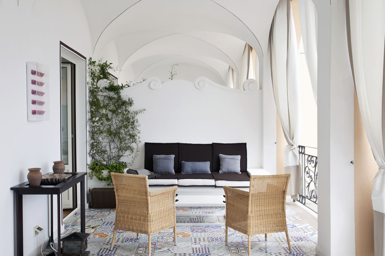 Luxury-Capri-Oceanfront-Venue-2 Capri Tiberio Palace