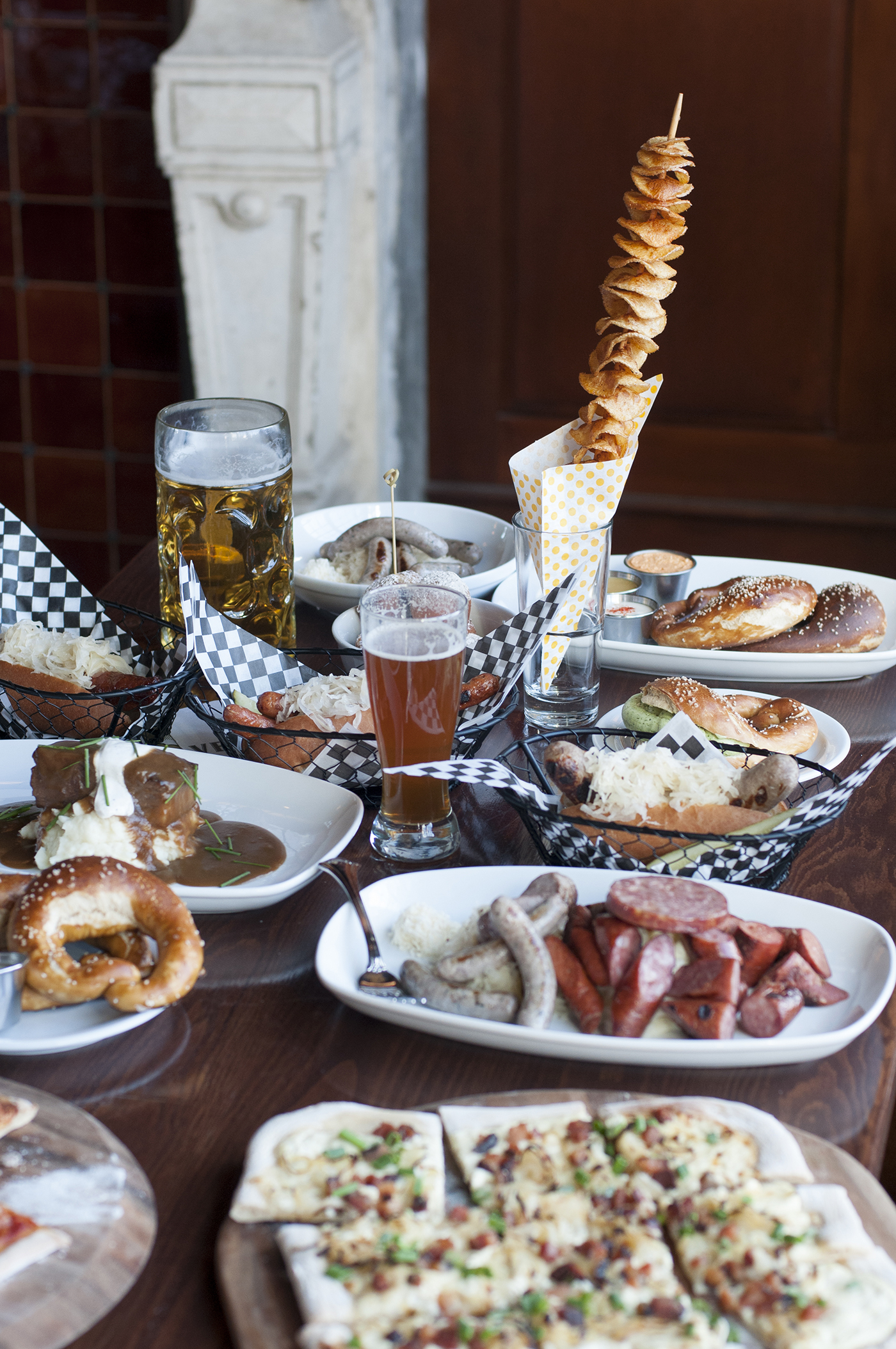 Rhen-Haus-Spread Rhein Haus