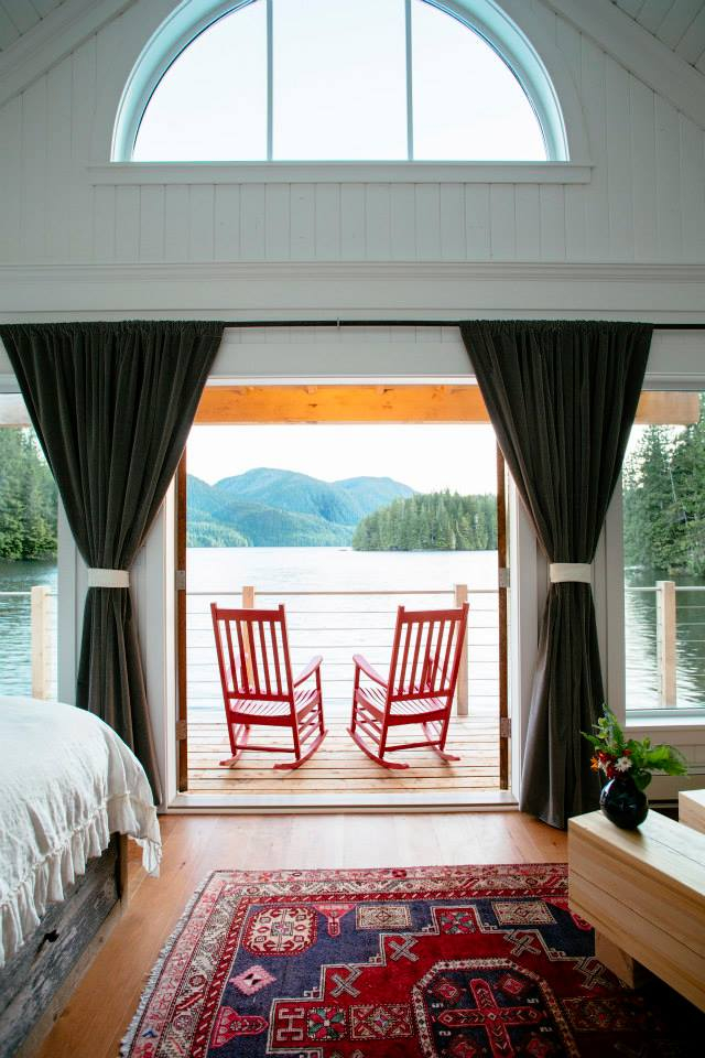 canada-glamping Nimmo Bay Wilderness Resort