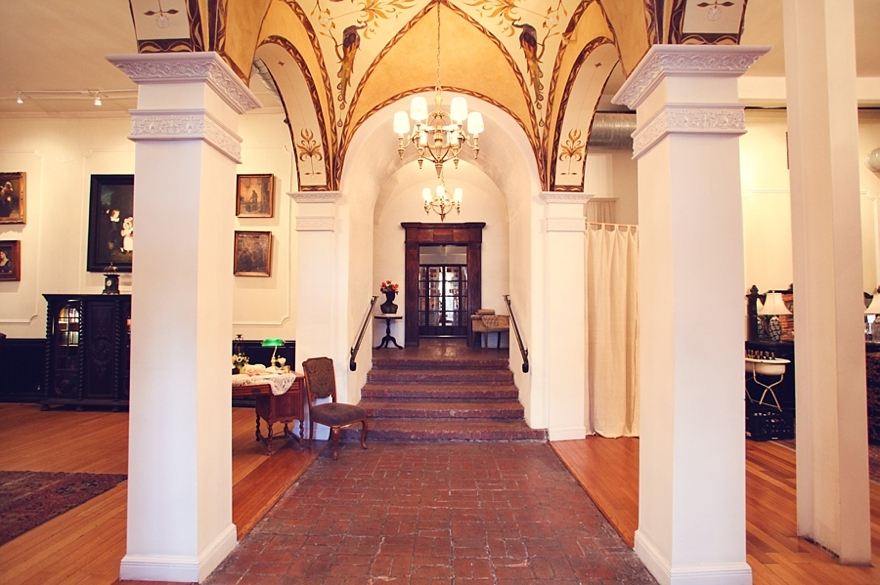 stephenjoycecaro-VIntage-Modern-Carondelet-House-Wedding-Venue1 Carondelet House