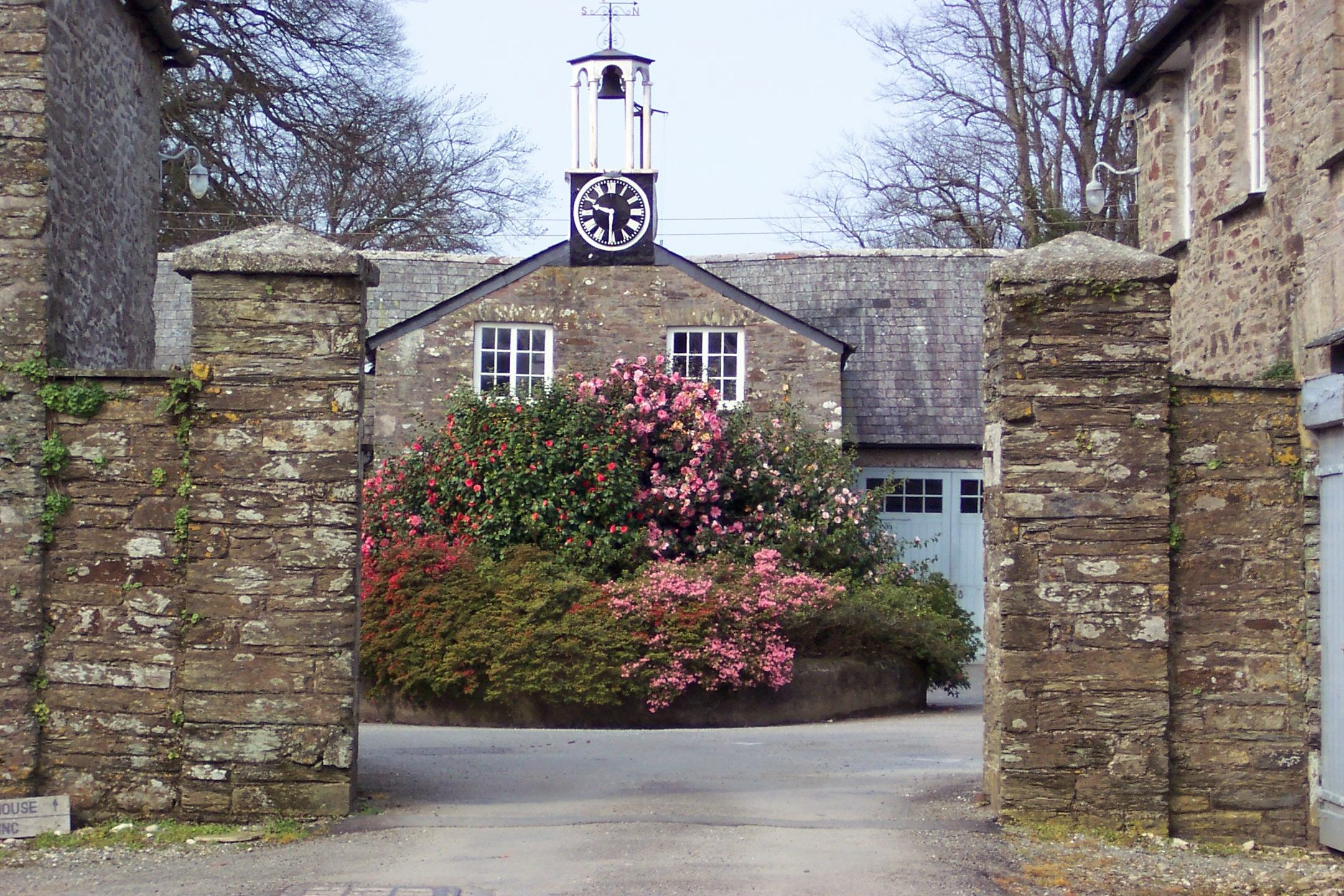 Courtyard-clock Boconnoc