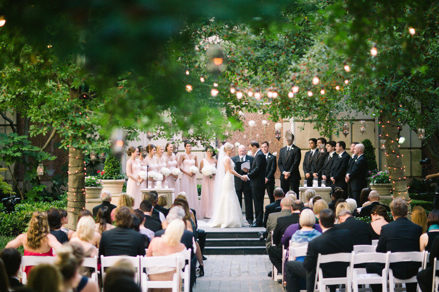 Jess_Barfield_Rosewood-Crescent-Dallas-Wedding-Venue-3 Rosewood Crescent