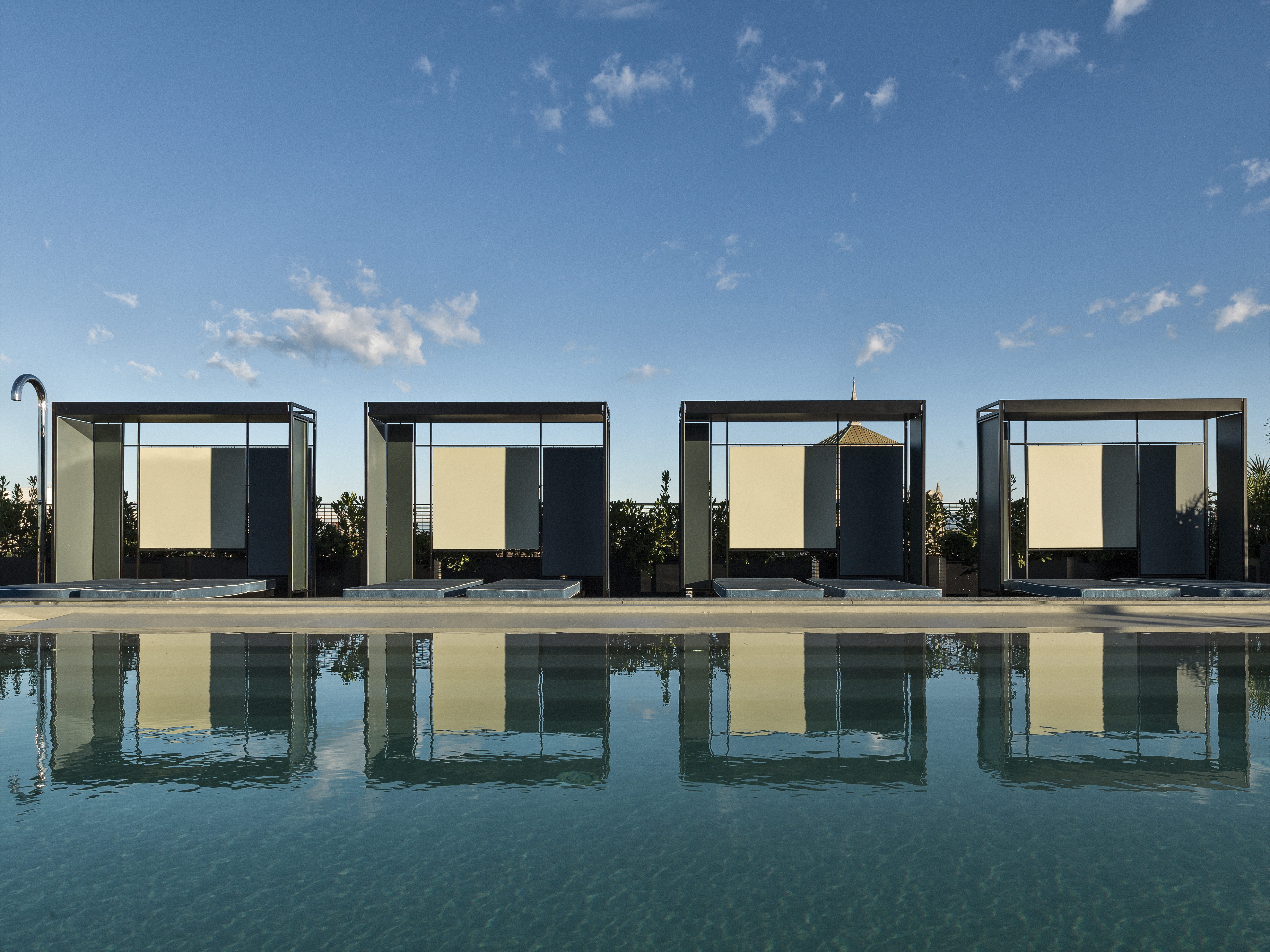 Ceresio-7-Courtesy-Rui-Teixeira-and-Paolo-Picciotto16 Ceresio 7