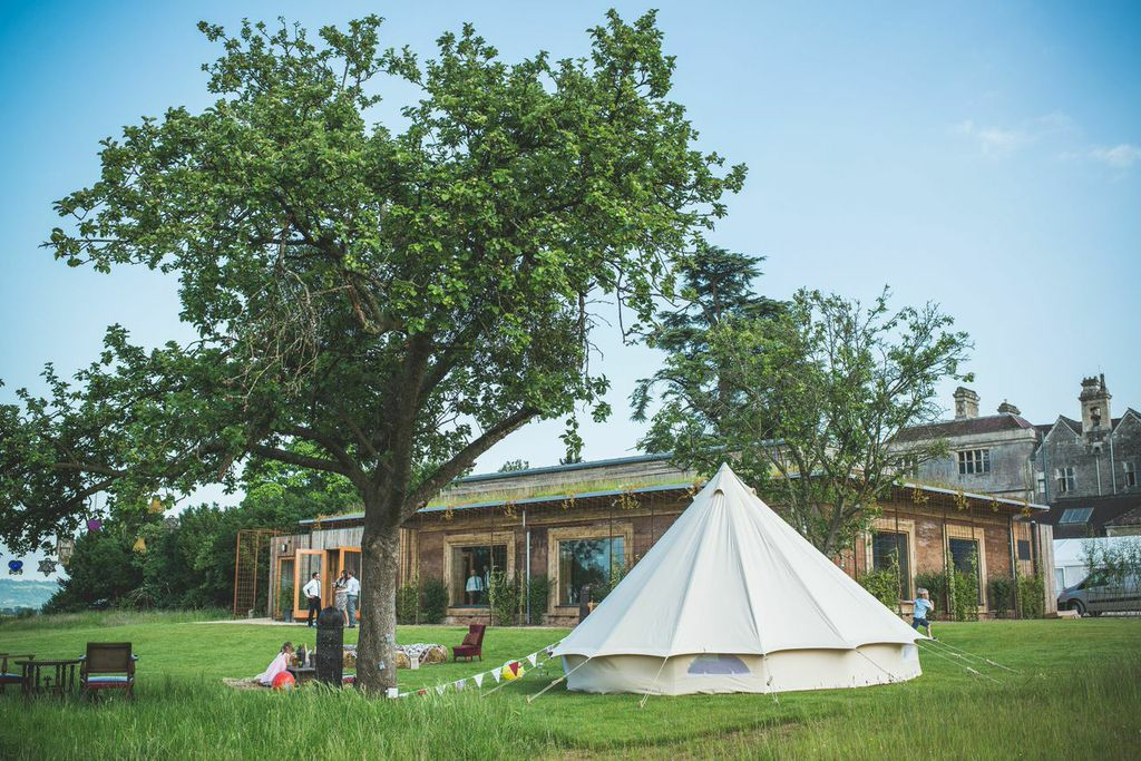 Elmore-Court-English-Countryside-Estate-Venue-4 Elmore Court