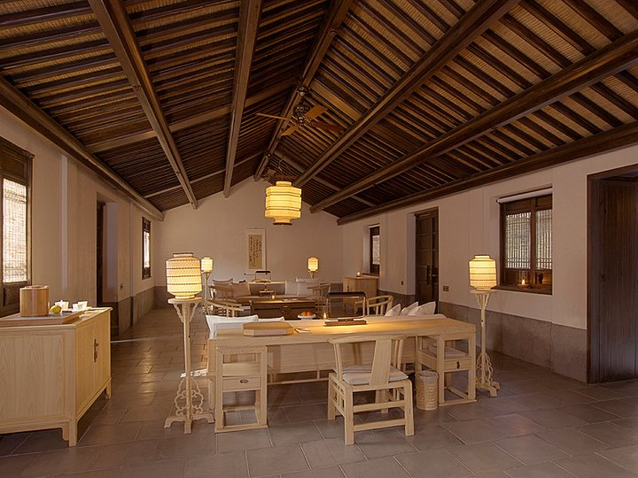 263908_255541844461108_3224504_n Amanfayun