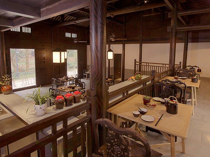 282103_255542141127745_4084653_n Amanfayun