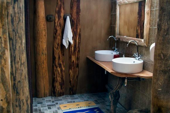 227095_10150162600288282_2146154_n Ecocamp Patagonia