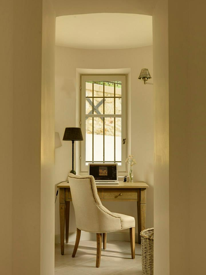 27928_460374244021448_1265014982_n Chateau Les Carrasses