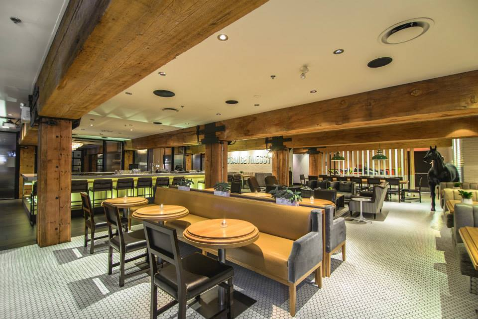 10945029_1550794428493058_8702137141706503465_n The Loft At Earls