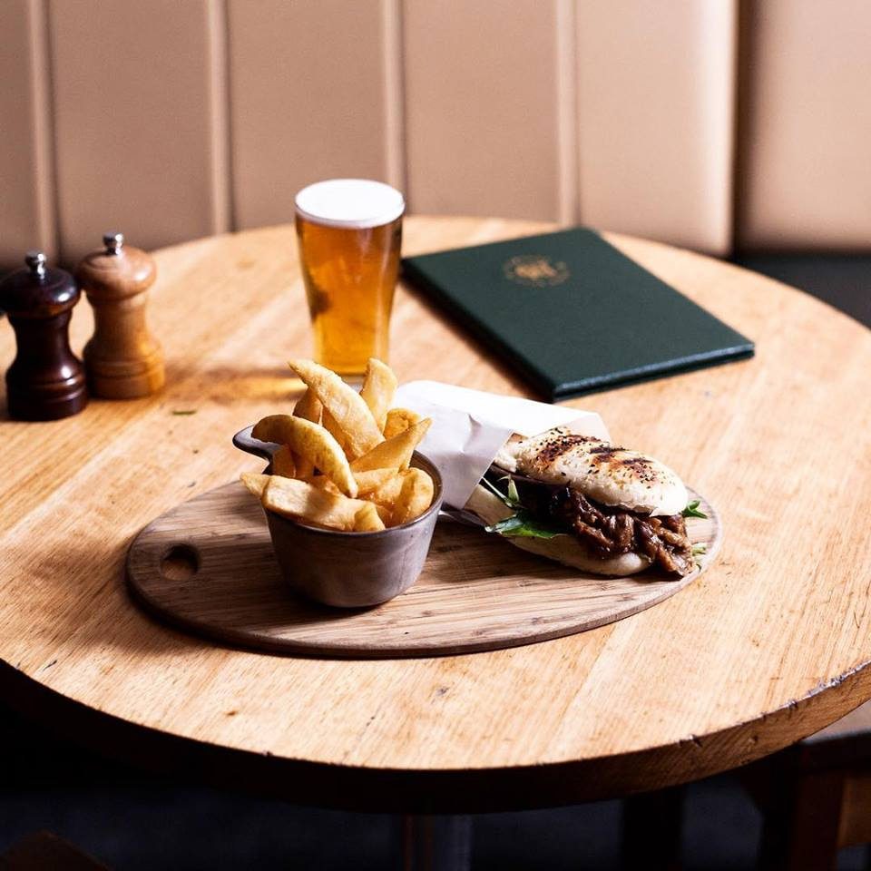 11750667_839221139466597_8103396790055293849_n Richmond Club Hotel