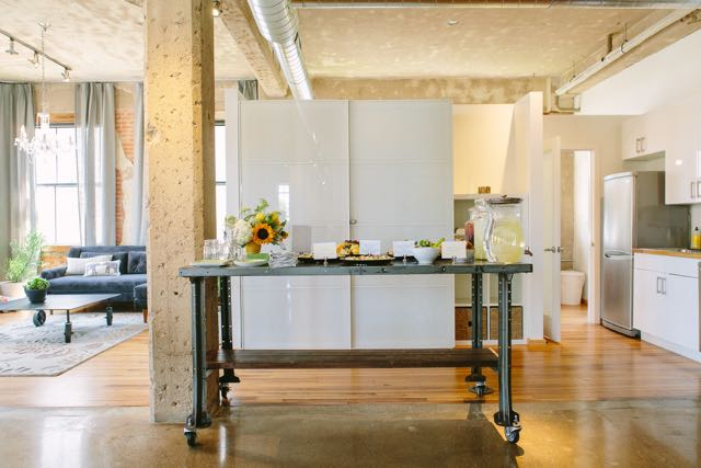 aprylannphoto_amandashower_124 Hickory Street Annex