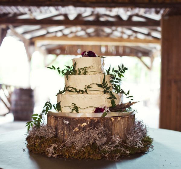 1-Enchanted-Florist-Boho-Farm-Wedding-in-Nashville-Miss-Alysse-Photo-10 Legacy Farms