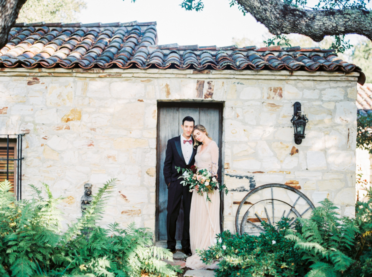 560d7bc401c01$!x900 Holman Ranch Vineyards & Winery