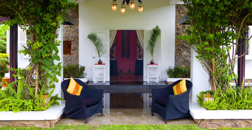 Maison Souvannaphoum-CAMS_ExteriorView_Entrance-870x450 Maison Souvannaphoum by Angsana