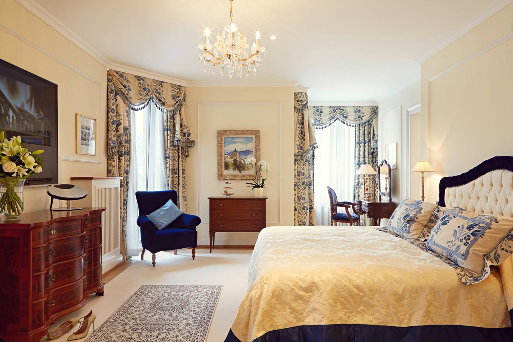 1933_5433b9864f6-GgSQvb Badrutt's Palace Hotel