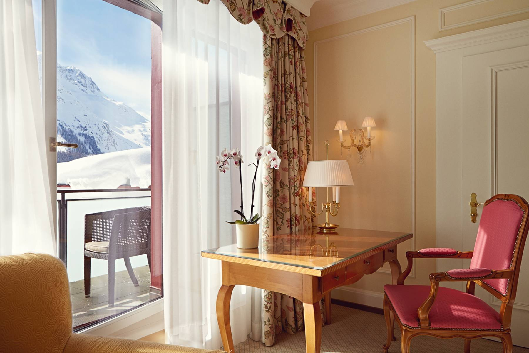 1953_5433bcd3105-tOdikl Badrutt's Palace Hotel