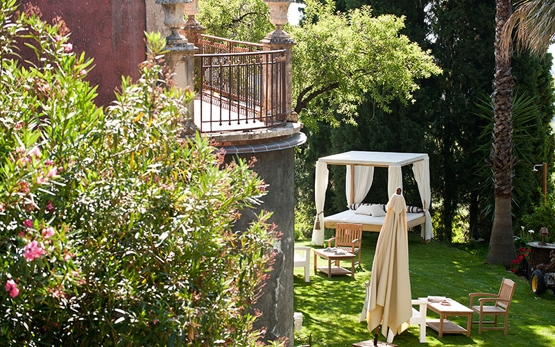 5 Monaci delle Terre Nere