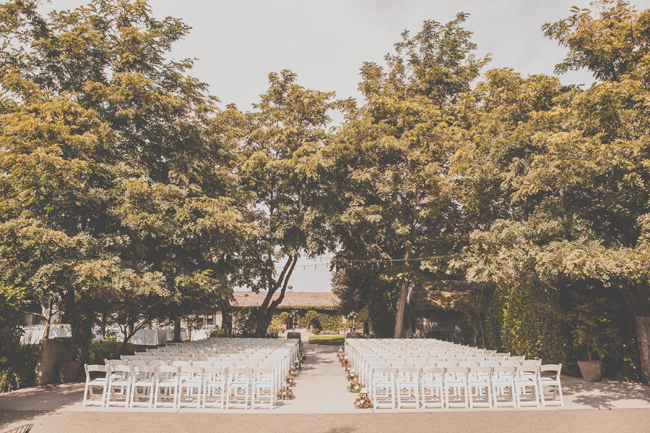 Lovely-Pageo-Lavender-Farm-Wedding-15 Pageo Lavender Farm