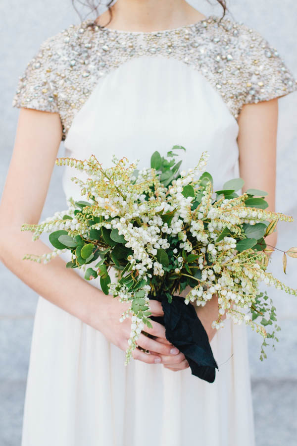 green-and-white-wedding-bouquet Studio Elevn