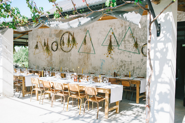 023-ZM-pastel-geometric-wedding-natural-light Kalmoesfontein