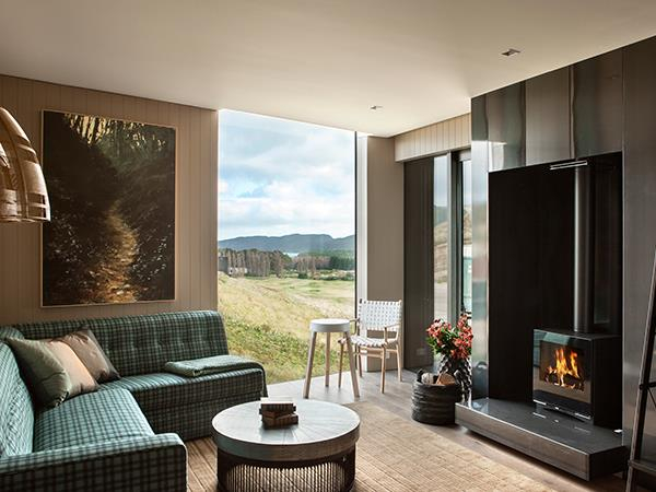 2-bedroom-plus-den-villa The Kinloch Club