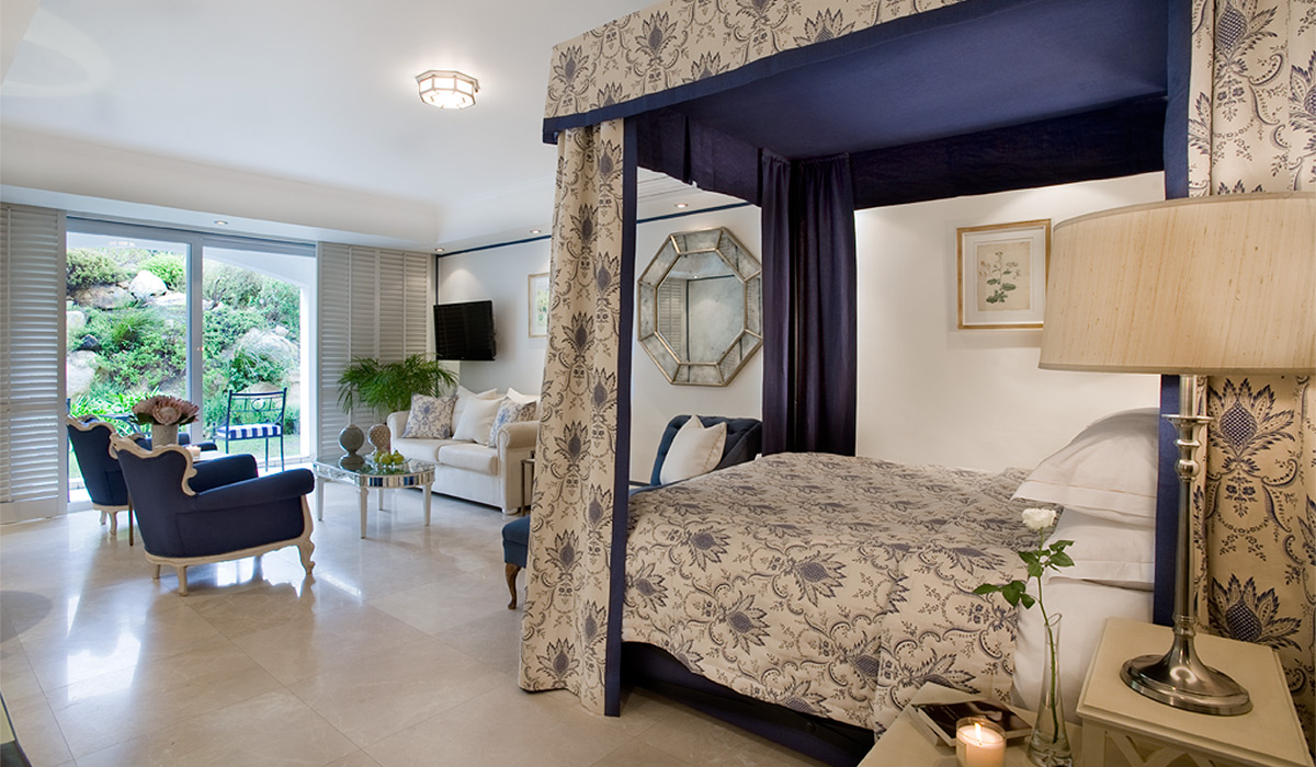 12A-Accom-MFRoom-001-1200x700 The Twelve Apostles Hotel and Spa