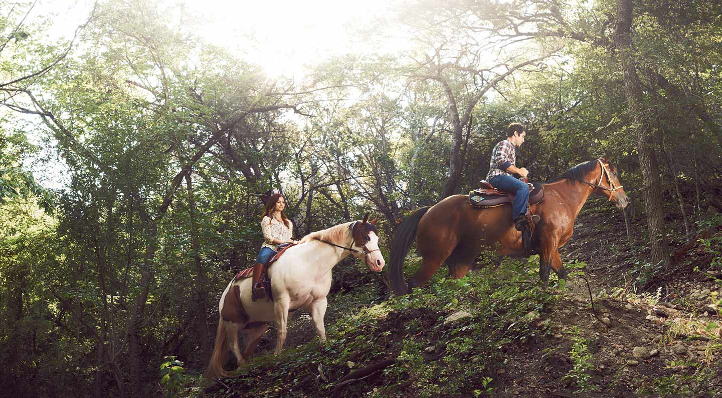 1433-trail-riding-dN9IeT Miraval Austin