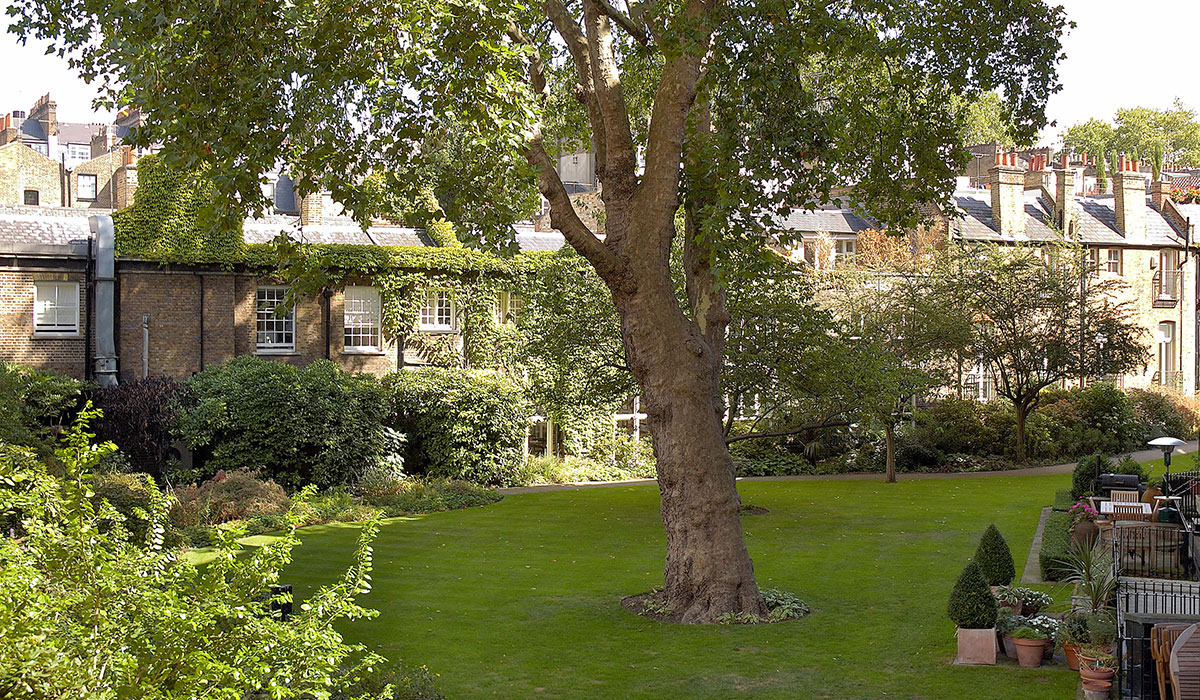 EG_Garden_001_1200x700 The Egerton House Hotel