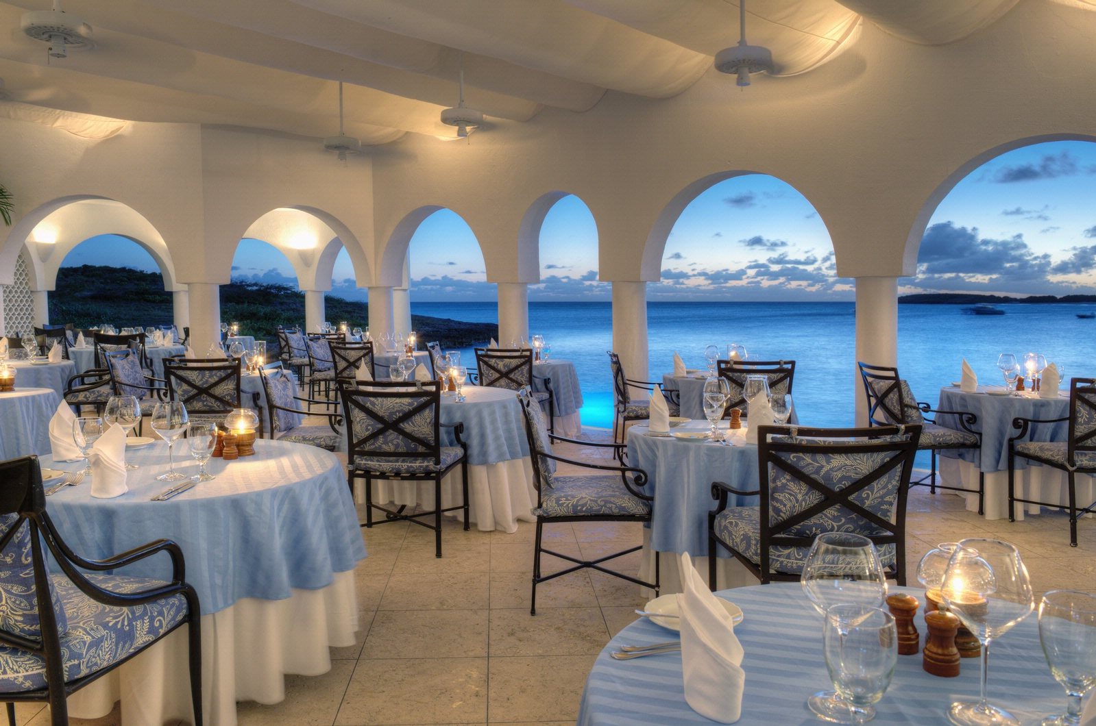 hotel-resturant-with-ocean-view Cap Juluca