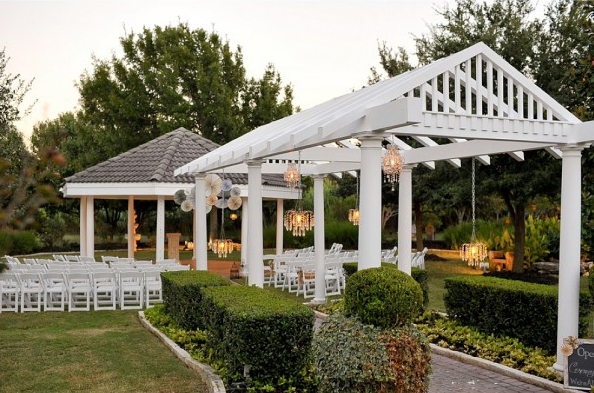 outdoor_ceremony_decor The Plantation House