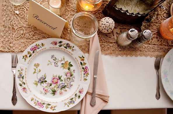 vintage_wedding_decor_centerpiece The Plantation House