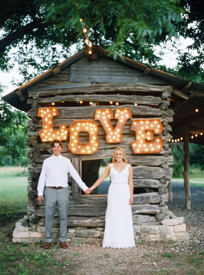 55c01e86e4d9e$!x900 Pecan Springs Ranch