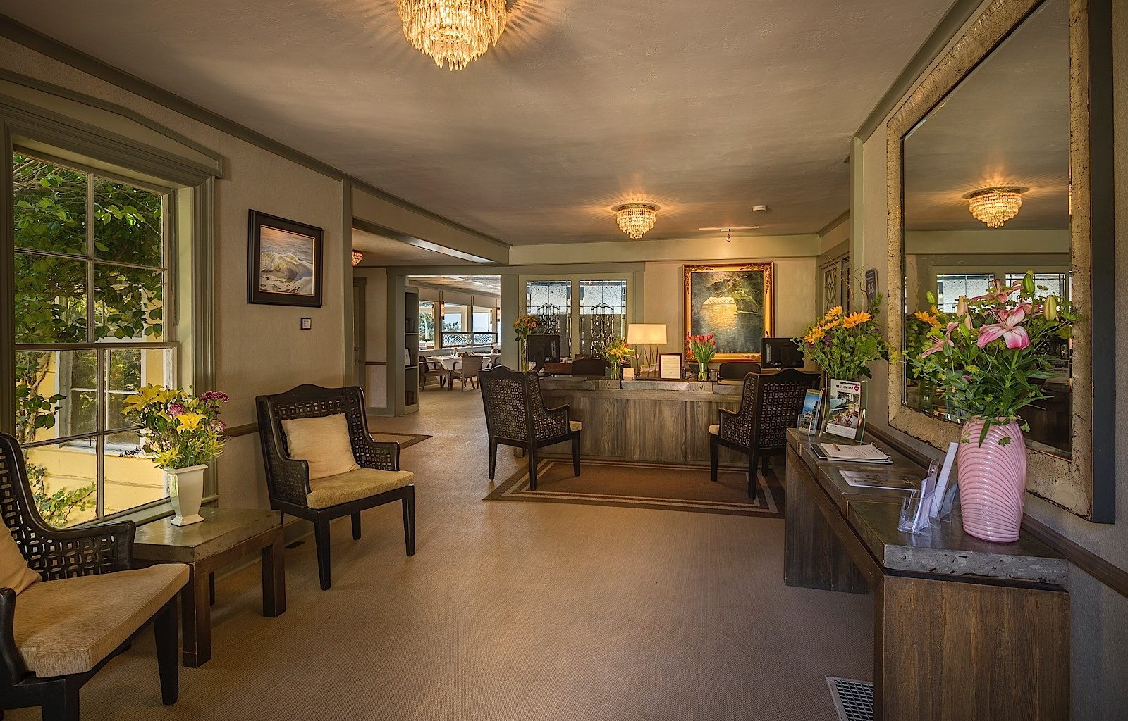 HeritageHouse_FrontOffice-Checkin Heritage House Resort